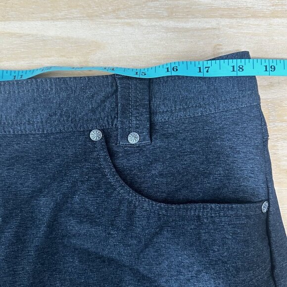 Athleta Skirt Womens 14 Gray Stretch Snap Button Sides Performance Athletic - Picture 10 of 11